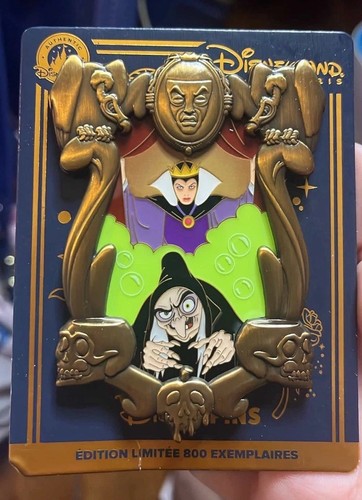 Disney pin enchanted - disney,