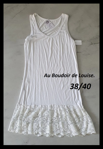 Font robe blanche base - font, de