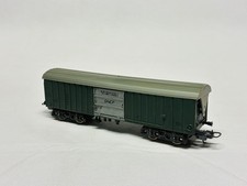 Wagon Couvert à Toit Ouvrant