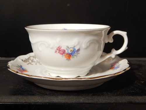 Ancienne tasse thé - ancienne,