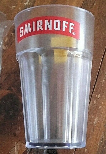 Verre smirnoff - verre, plastique