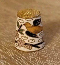 Dé à Coudre en Emaux