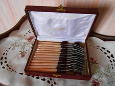 12 Fourchettes à Gâteaux