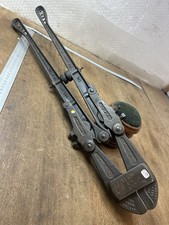 old tool  ANCIENNE PINCE