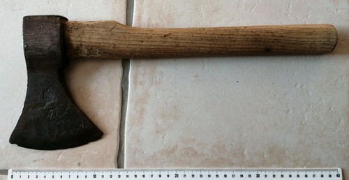 Old tool outil - p6-,