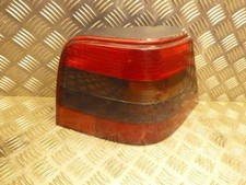 Feu arriere principal droit