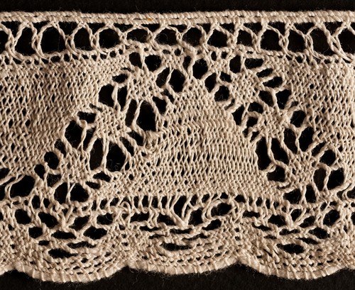 Dentelle ancienne aux - dentelle,
