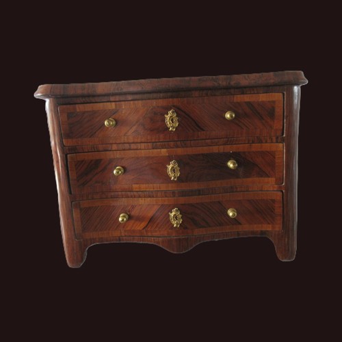 Belle commode poupée - commode, ou