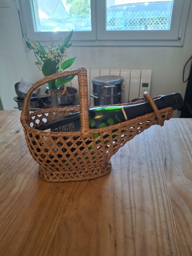 Panier porte bouteille - panier, porte-bouteille