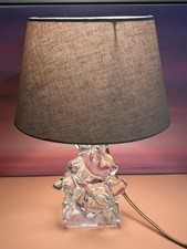 Jolie petite lampe avec pied