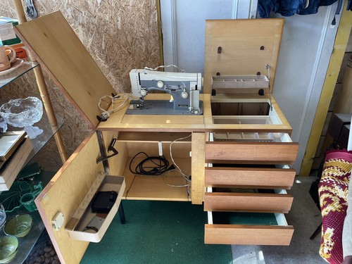 Machine coudre necchi - machine, a