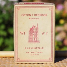 Boîte mercerie ancienne coton à repriser A La Chapelle 12 pelotes beige cuivré