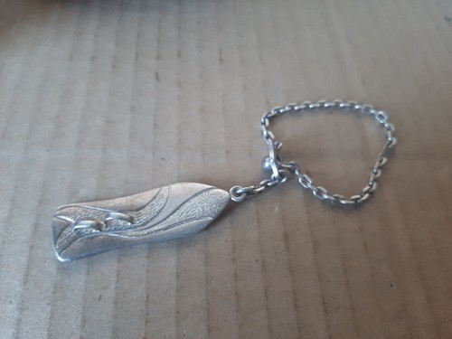 Porte clefs metal planche - porte,