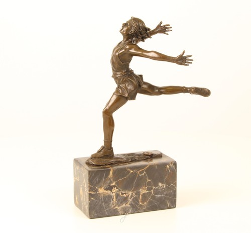 Sculpture bronze un - sculpture, d'un