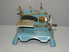 -ANCIENNE PETITE MACHINE A