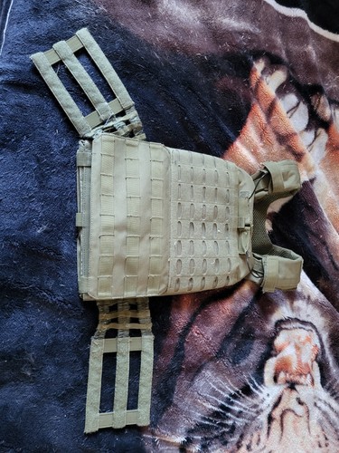Gilet tactique - gilet,