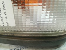 K77851050 feu avant droit KIA