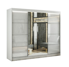 Armoire à portes coulissantes