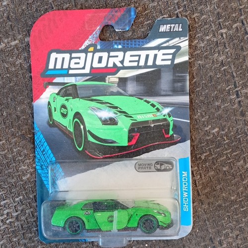 Majorette showroom nissan - majorette,