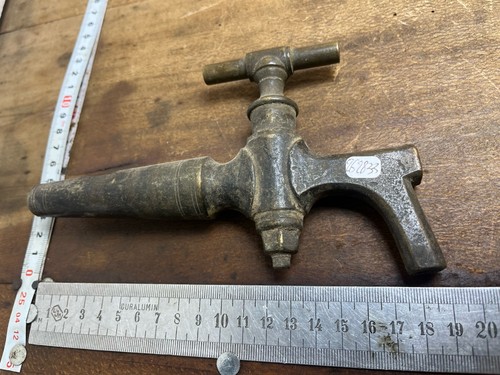 Robinet tonneau vin ou - robinet, a