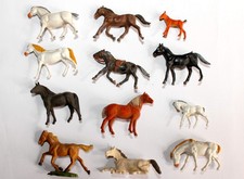 LOT 12 FIGURINE ANIMAUX CHEVAL