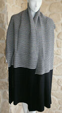 Echarpe neuve noire et blanche (sg)