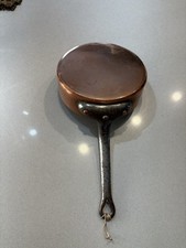 Ancienne casserole Martelée