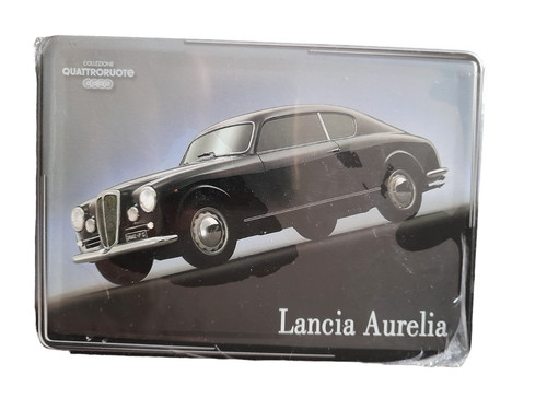 Carte postale métal - , lancia