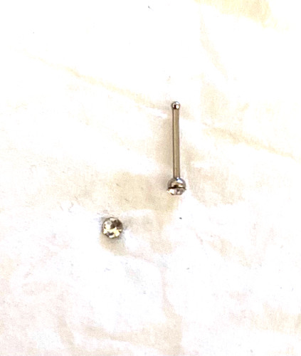 Piercing droit nez brillant - piercing,
