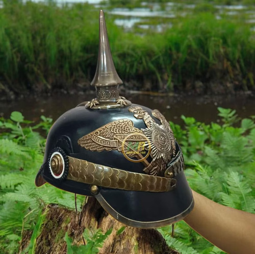 Casque pickelhaube cuir - casque,