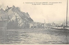 CPA 83 CATASTROPHE DU LIBERTE LA PLAGE REAR CANNON DE SA TURRETLE