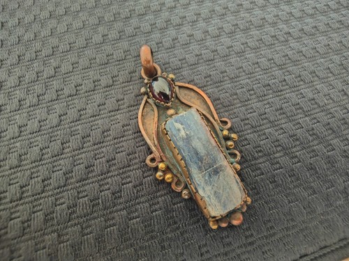 Pendentif artisanat africain - pendentif,