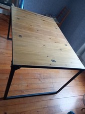 Table a manger, Maison Du