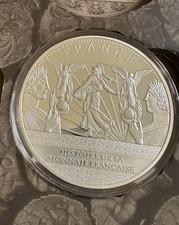 MÉDAILLE FRANÇAISE LOUIS