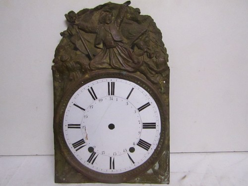 Ancienne facade d - d, horloge