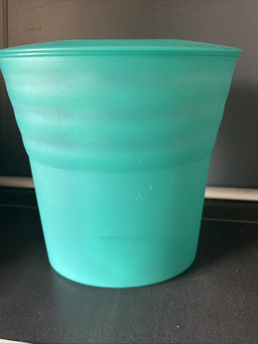 Tupperware rafraîchisseur - ,