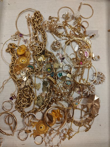 Lot bijoux 510 - bijoux,