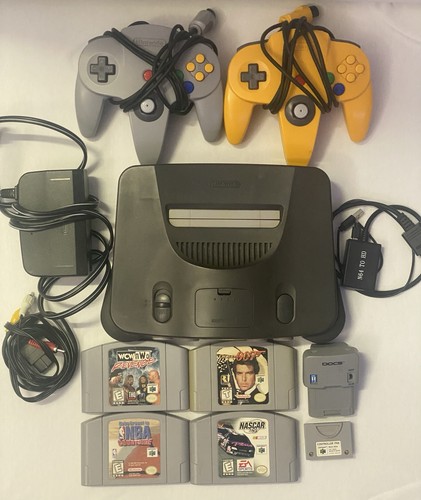 Nintendo console bundle - console, w/
