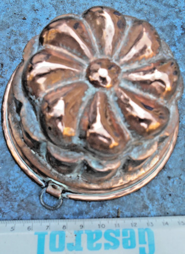 Ancien moule gâteau - ancien,