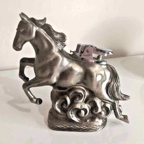 Briquet ancien cheval métal - ancien,
