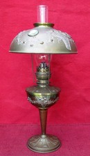 GRANDE LAMPE A PETROLE