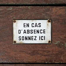 Plaque émaillée « En cas