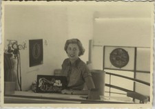 ANTIQUE PHOTO - VINTAGE SNAPSHOT - LOW ADVERTISING NYLON SUITCASE LINGERIE WORKSHOP