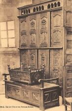 BRETAGNE - an enclosed bed and a Breton cradle 