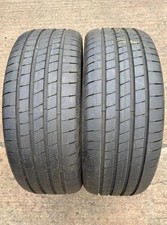 Pneus D'Été 255/45 R20 101V