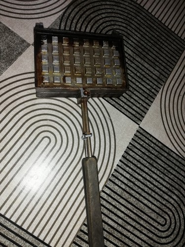 Ancien croque gaufre - croque,