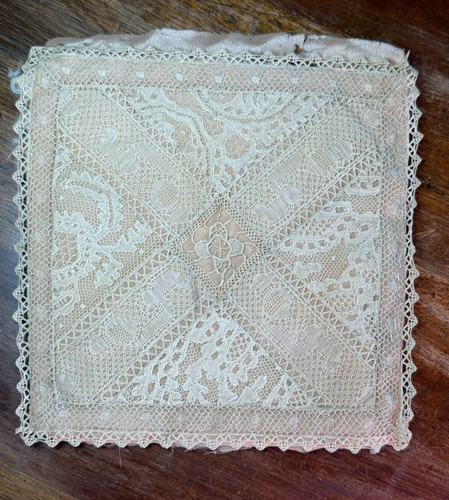 Dentelle ancienne petit - dentelle,