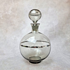 Carafe verre fumé boule -  bande argentée et bouchon rond - Art déco - vintage