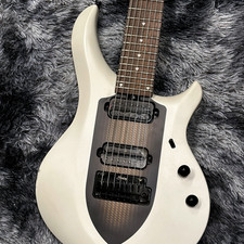 Sterling by MUSIC MAN Majesty