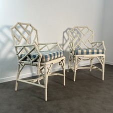 Paire de fauteuils Angraves